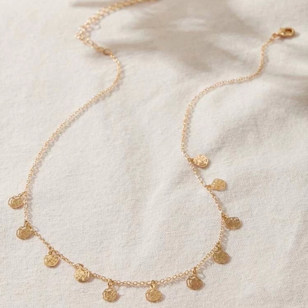 Clearance Flower charm necklace- Brand New - Picture 2 of 6